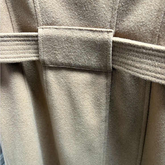 Brooks Brothers Stylish Tan Peacoat Long Wool Coat. Size 2 - Picture 4 of 16